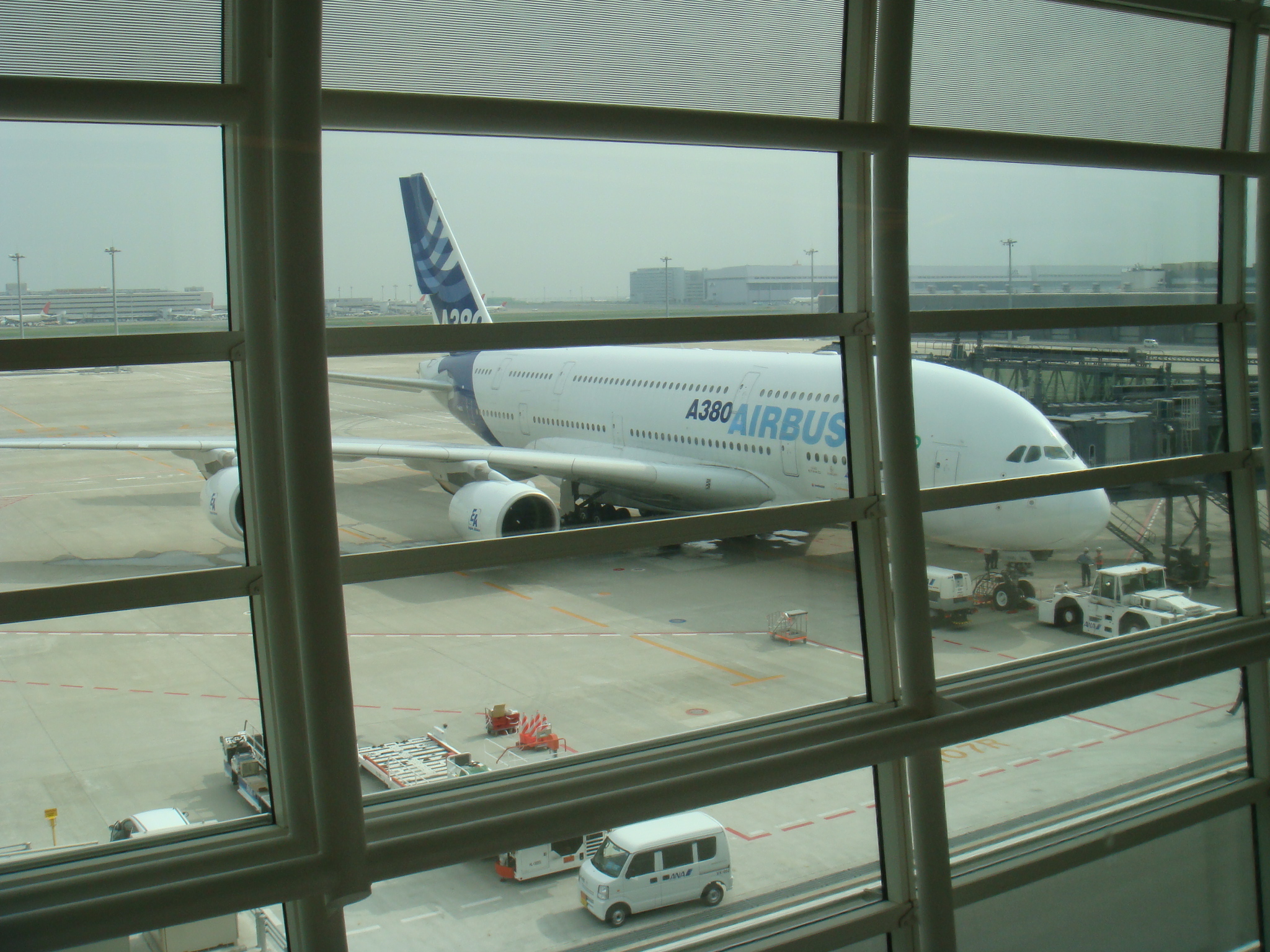 //www2.jas-fbo.co.jp/news/2010/10/19/DSC01579.JPG